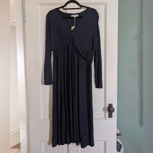 Boden empire ruched waist women’s size 12P. Navy blue